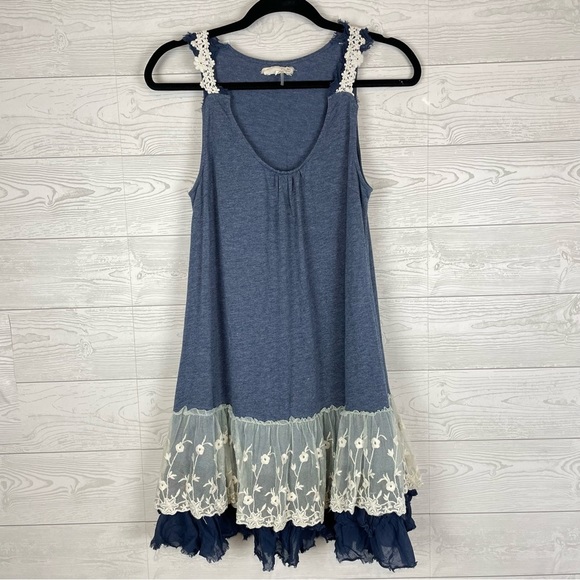 A'Reve Tops - A’Reve Layered Navy Blue Flowy Tank Top Size Small